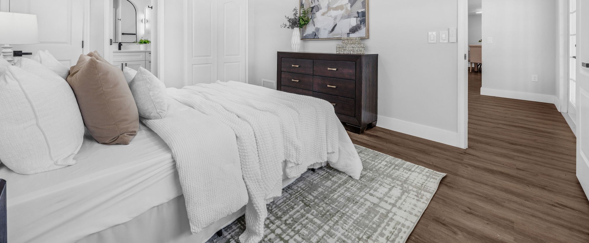 Co-living bedroom at a property managed by Avenir in Florida