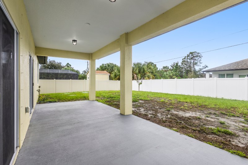 Patio / Yard